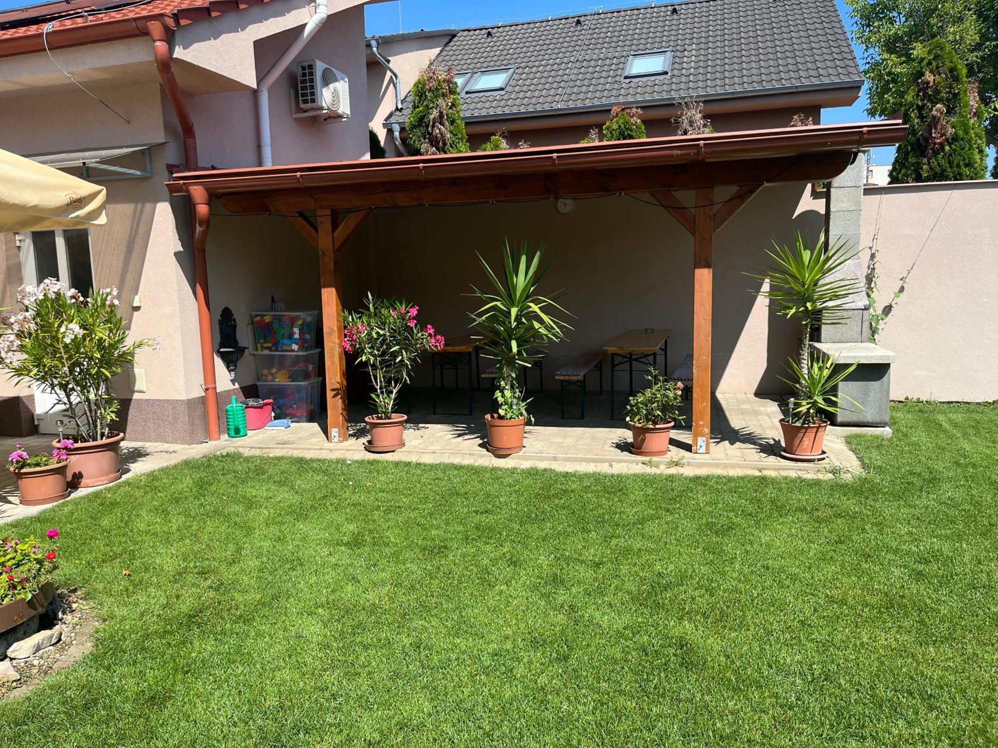 Sunny Apartman Штурово Экстерьер фото